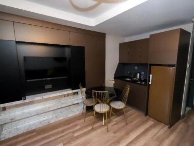 A Palace Suites - 119