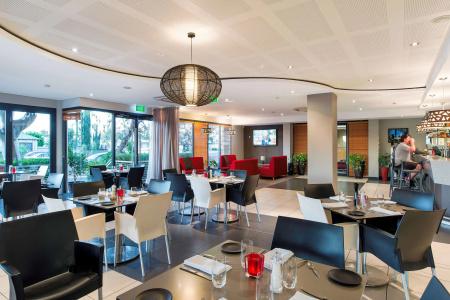 Rydges - 21