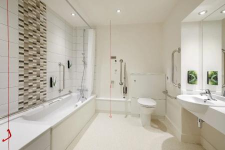 Premier Inn City Centre - 12