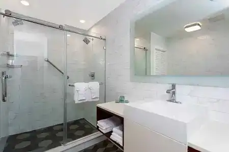 Best Western Beach Inn - 63
