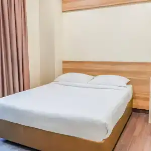 81 Dickson - SG Clean - 25