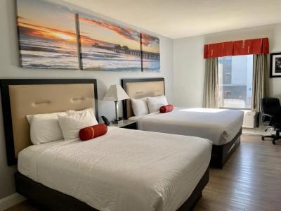 Days Inn & Suites by Wyndham - 66