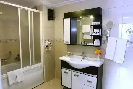 Buyuk Saruhan - 8