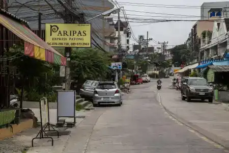 Paripas Express Patong - 14