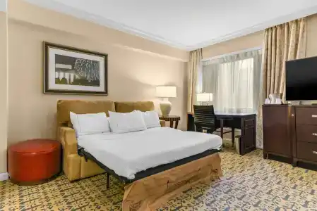 Capital Hilton - 70