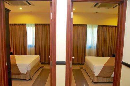 Harbour View Suites - 128