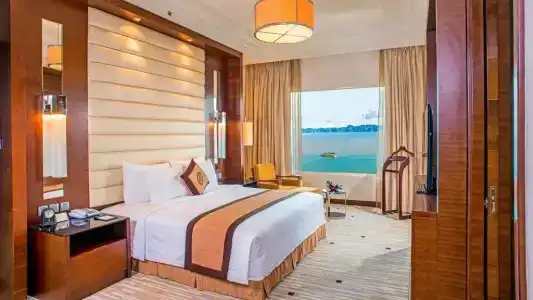 Royal Halong - 4