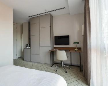 Upsuites - 7