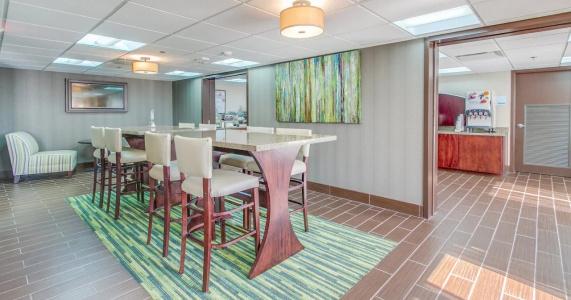 Holiday Inn Express & Suites Midlothian Turnpike, an IHG - 18