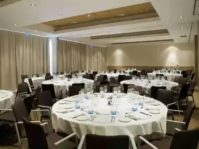 Novotel Edinburgh Park - 22