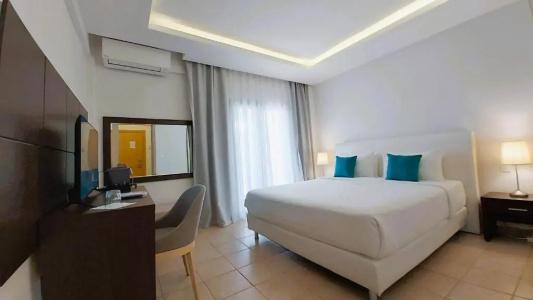 Akrogiali Exclusive (Adults Only) - 44