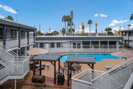 SureStay by Best Western - 26