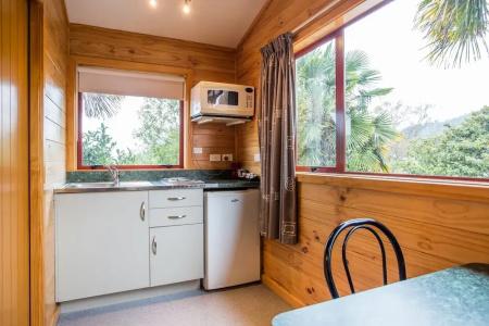 Nelson City Top 10 Holiday Park - 60