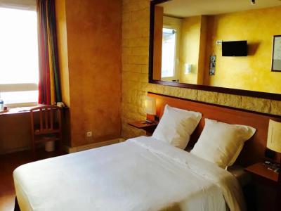 Hôtel Bosquet Pau Centre - 28