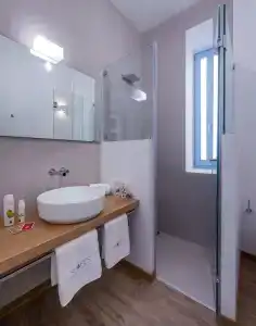 Shapes Luxury Suites - 33