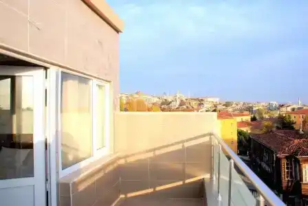 White Palace - 5