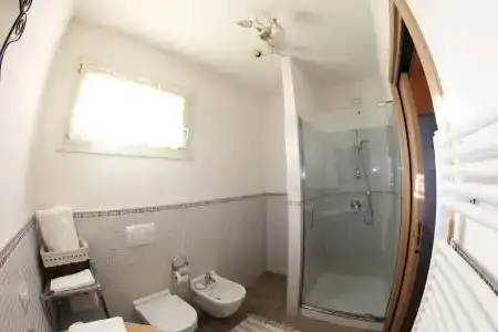 Bombyx Inn - 8