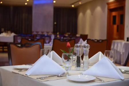 Al Madina Suites - 39