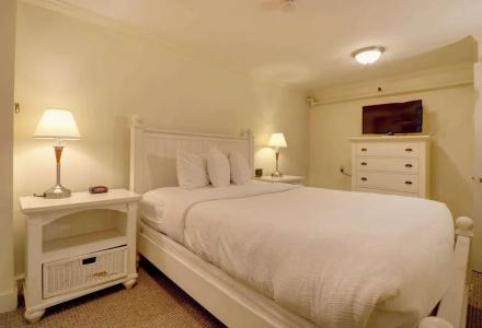 Senator Inn & Spa - 77