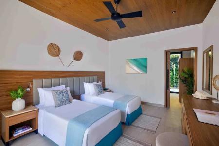 Anantara World Islands Dubai Resort - 38