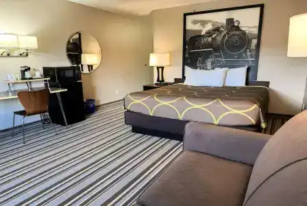 Super 8 by Wyndham - 8