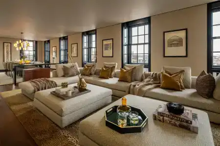 Grosvenor House Suites - 10