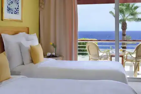 Renaissance Sharm El Sheikh Golden View Beach Resort - 7