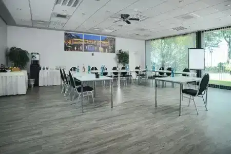 Airport & Seminarhotel - 12