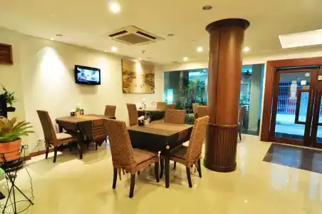 Baan Sukhumvit Soi 18 - 16