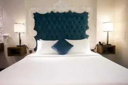 Blue Diamond Luxury - 44