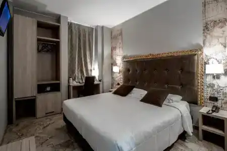 Canova - 70