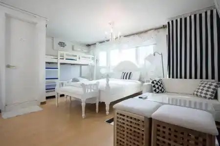Han River Residence & - 156