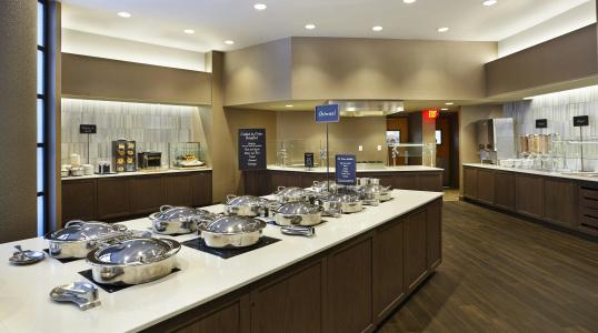 Embassy Suites by Hilton Crystal City National Airport - 42