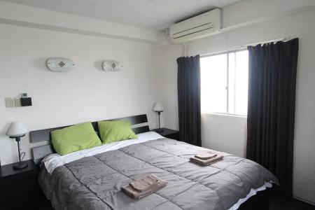 Sea View Court - 98