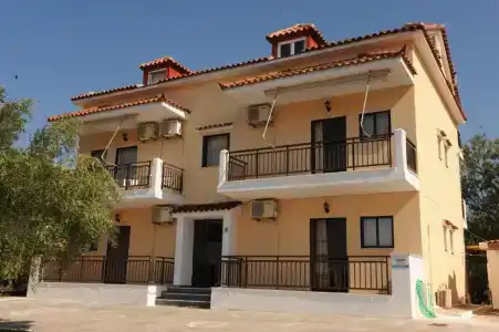 Isavella Studios - 0