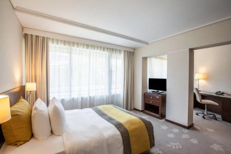 Crowne Plaza Bucharest, An Ihg - 2
