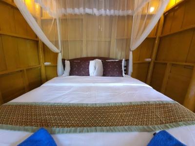Tree Tops River Huts - 91