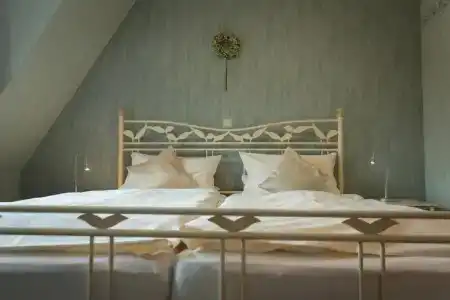 Weinhaus Weiler - 96