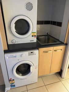 Caloundra Central Apartment - 48
