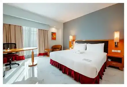 Holiday Inn, An Ihg - 38
