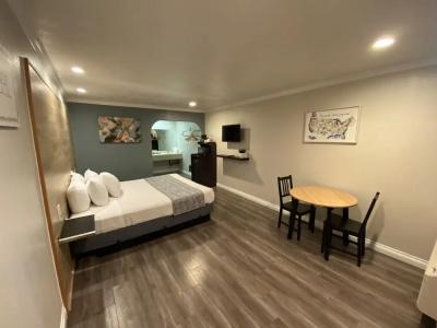Anaheim Executive Inn & Suites - 67