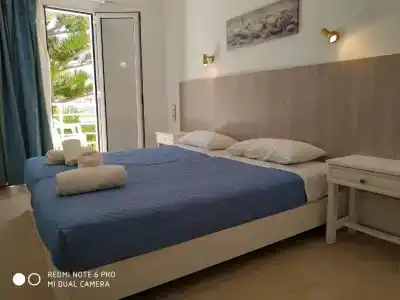 Marina - 24