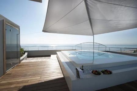 Waldorf- Premier Resort - 55