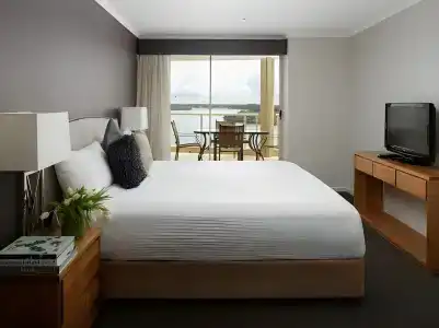 Rydges - 46