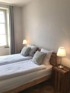 The Bed + Breakfast - 50