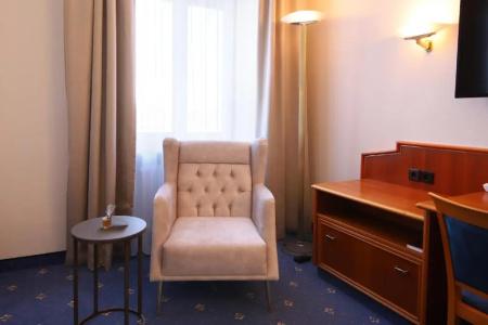 Bayerischer Hof Dresden - 64