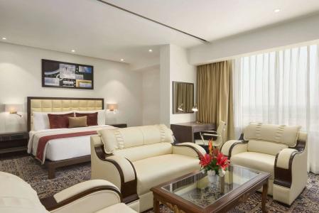 Ramada Plaza By Wyndham - 2