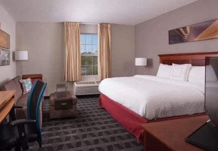 Comfort Suites - 6