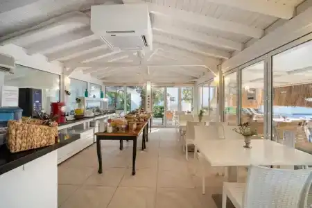 Costa Sariyaz - 47