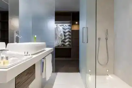 Maritim Plaza Tirana - 63